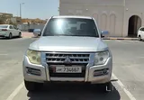 MITSUBISHI PAJERO - 2013